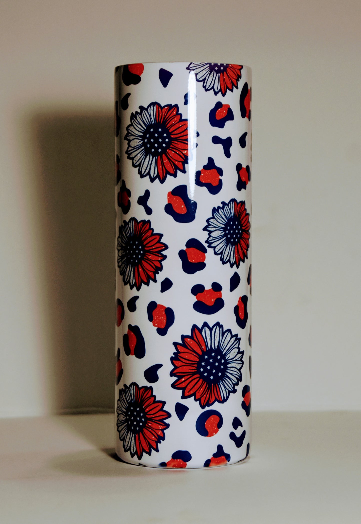 Red, White, & Blue Daisey 20oz Tumbler